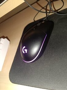 Logitech G102