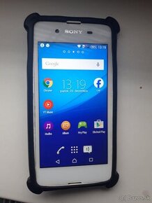 Vodeodolny Sony Z3 a Sony E3