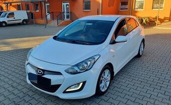 Hyundai I30 1.6CRDi 81Kw (110PS), M6 R.v.2014 FLEET