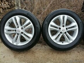 5x114,3 R17 orig Nissan pneu 2023