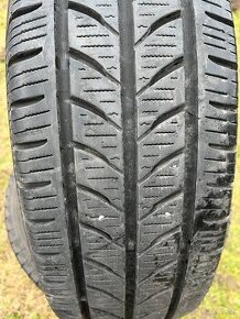 Predam pneumatiky Yokohama 215/75 R16C