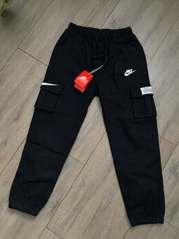 Nike Cargo / kapsáče