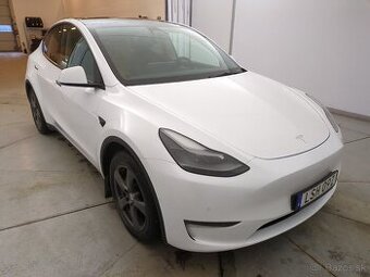 Tesla Model Y Long Range