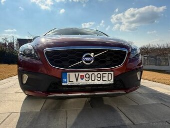 Volvo V40 Cross Country Momentum