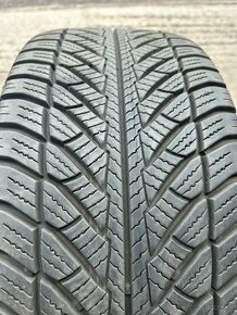 245/45R18 GoodYear uktragrip 8 - 1