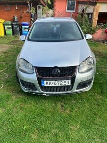 Predám vw golf5 nepojazdný