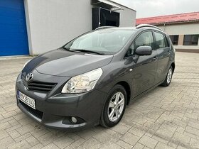 Toyota Verso 2.0 I D-4D 125 Premium - 1