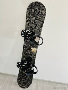 snowboard Burton 155 + topanky Burton