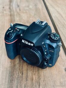 Nikon D750