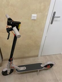 Elektrokolobežka Xiaomi Mi Electric Scooter 3, Grey