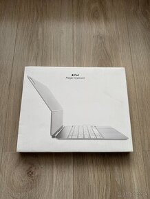 Apple Magic Keyboard iPad Pro 13 M4