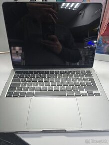 Apple Macbook Air M2