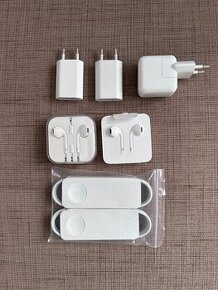 Apple EarPods, Apple Adapter, Apple Watch kábel a Apple Dock