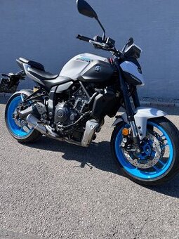 Yamaha MT07 2025