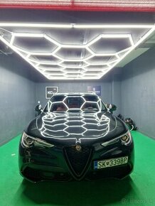 Alfa Romeo Stelvio 2.0, TI, 01/2021, 206 kw, Vulcano black - 1