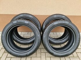 pneu 19″ 235/55R19 PIRELLI zimné 4mm DOT19/20 - 1