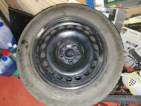 215/60 R16  5x112 Zimné gumy s plechovými diskami