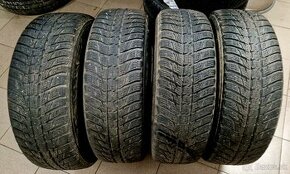 215/70r16 Nokian WR SUV3