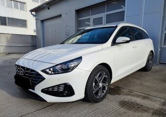 Hyundai i30 1.5 Dpi  2022 30000km