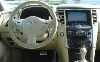 Infiniti FX30, 3.0 D