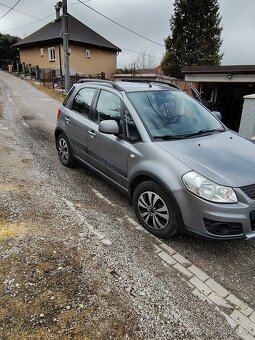 Suzuki SX4 - 1