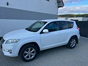 TOYOTA RAV4 - PREDAJ AJ NA SPLÁTKY - 1