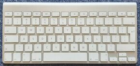 Apple Magic Keyboard (A1314) - 1