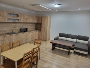 3-IZBOVÝ BYT na prenájom 85m² - 1