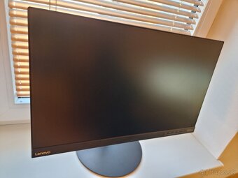 23" Lenovo ThinkVision T23i-10 čierny