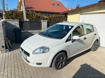 FIAT Punto Grande, 2010