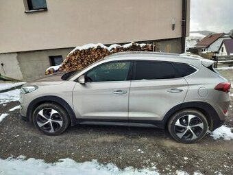 Hyundai Tucson premium 2,0 crdi 136 kw  4x4 6A/T