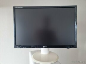 Predam 22" LCD Monitor LG L226WA-WN - 1