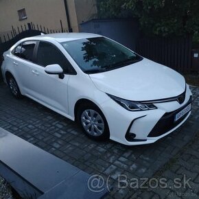 TOYOTA Corolla 1.5 benzin11/2023 - 1