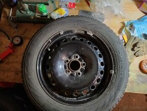 Zimne pneu Nokian  WR D3 215 55 R16 93H