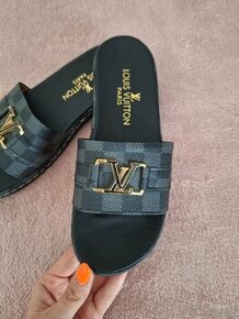 Dámske šľapky Louis Vuitton Čierne