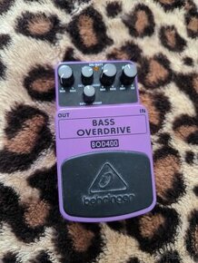 Behringer BOD400 basový overdrive