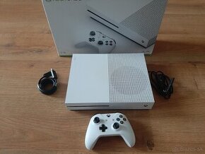 Xbox One S 1TB HDD konzola so 6 hrami