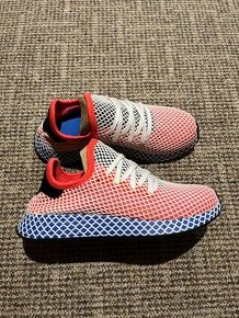 12x Pánské sportovní tenisky Adidas Deerupt