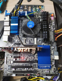 doska Gigabyte GA-Z77X-UD5H LGA1155