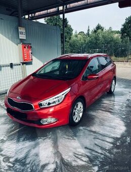 Kia ceed 1,6 CRDi Platinum