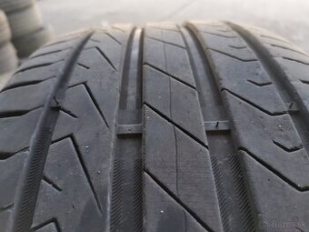 225/50 R17