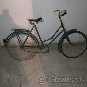 Stary retro bicykel