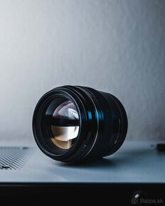 Canon EF 85mm f/1.8 USM - 1