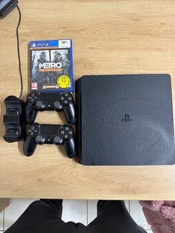 Predám ps4 slim 500gb + 2 ovladace