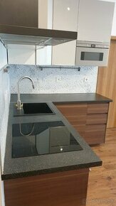 DRW / 630,- EUR VRÁTANE ENERGIÍ ...NOVOSTAVBA  ..  BALKÓN