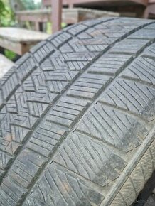 255/55r18 C - 1