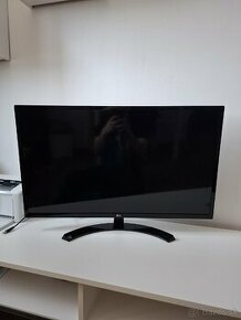 LG monitor 31.5" - 1