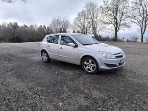 Opel Astra, r.v. 2009