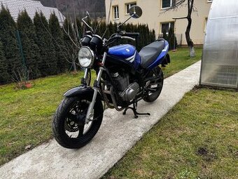 Suzuki gs 500