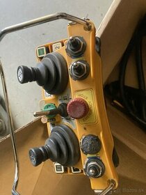 dialkovy radiovy ovladac putzmeister cifa schwing - 1